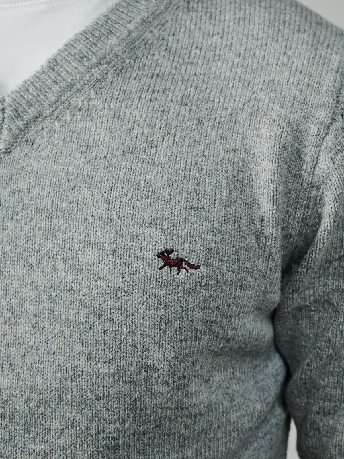 Aubin Grey Marl Bransbury Lambswool V Neck | V-Neck