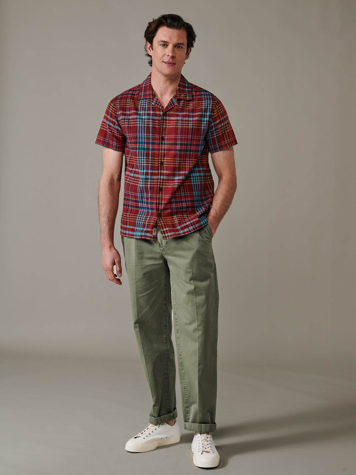 Aubin Red Check Abbots Cuban Collar Shirt | Short Sleeve Shirt