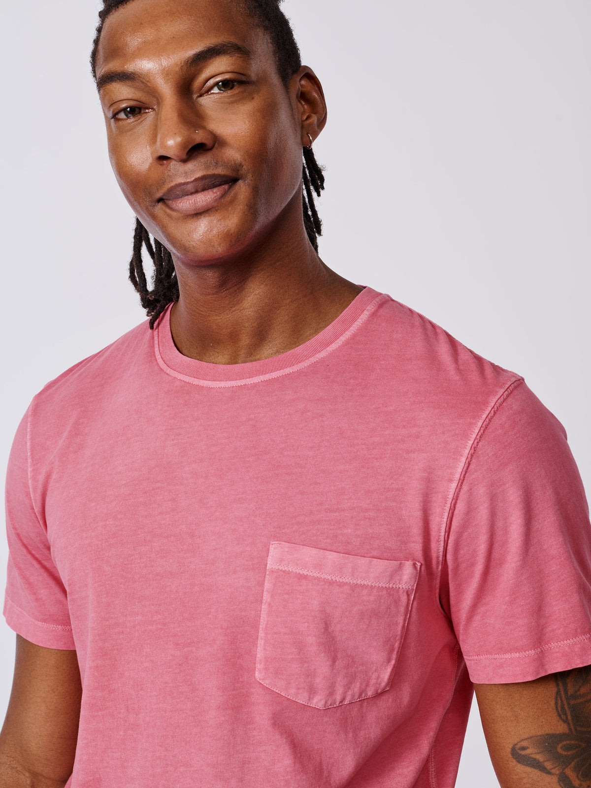 Aubin Pink Hareby Garment Dyed Pocket T-Shirt | Pocket Tee