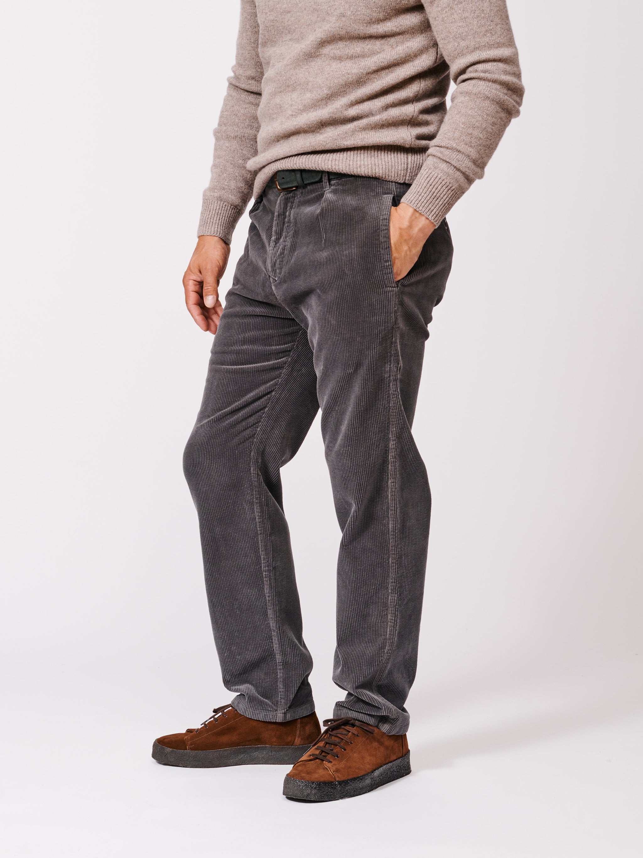 Charocal Barrowby Cord Trouser | Aubin