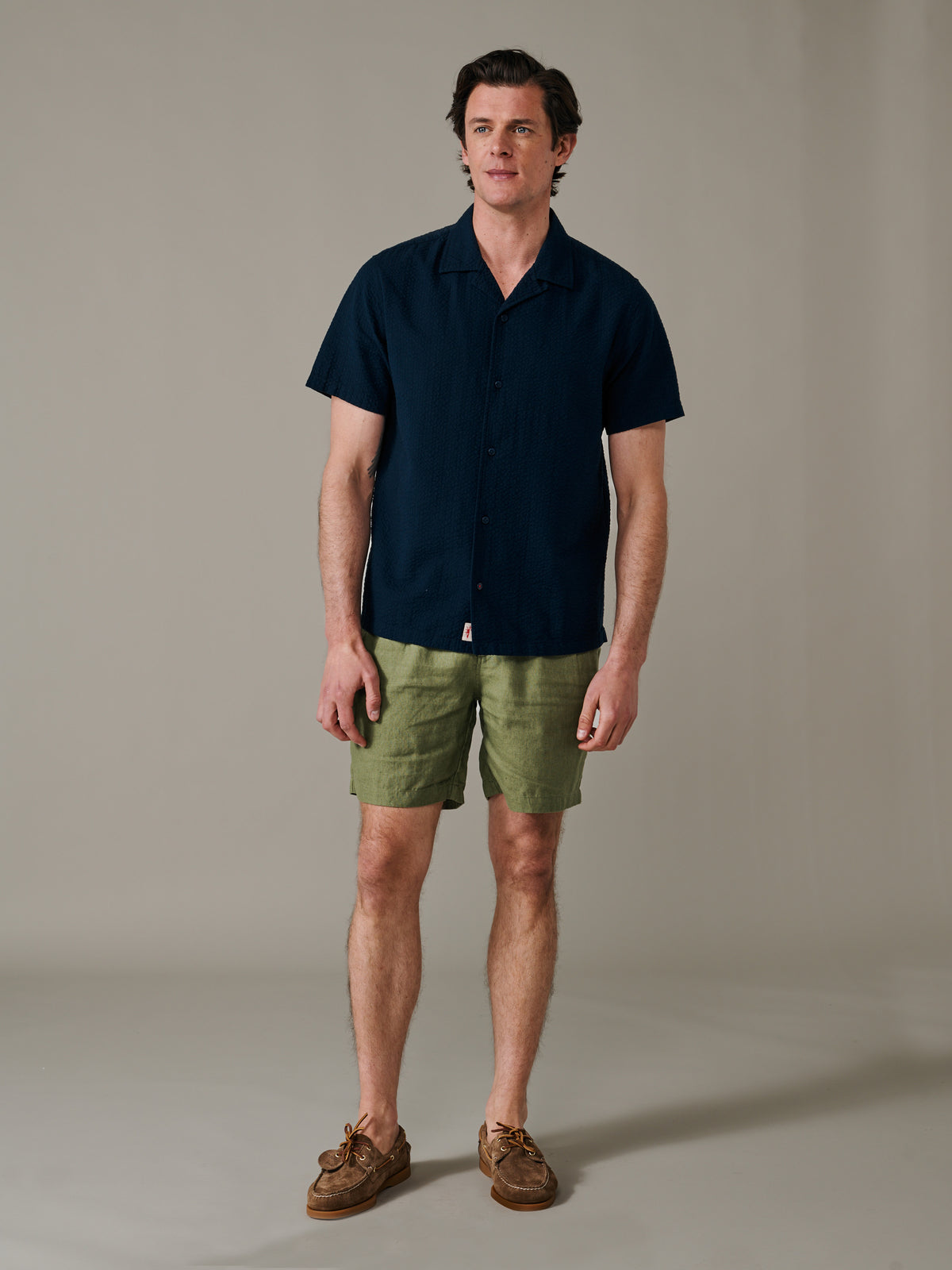 Aubin Navy Brambling Seersucker Short Sleeved Shirt | Short Sleeve Shirt