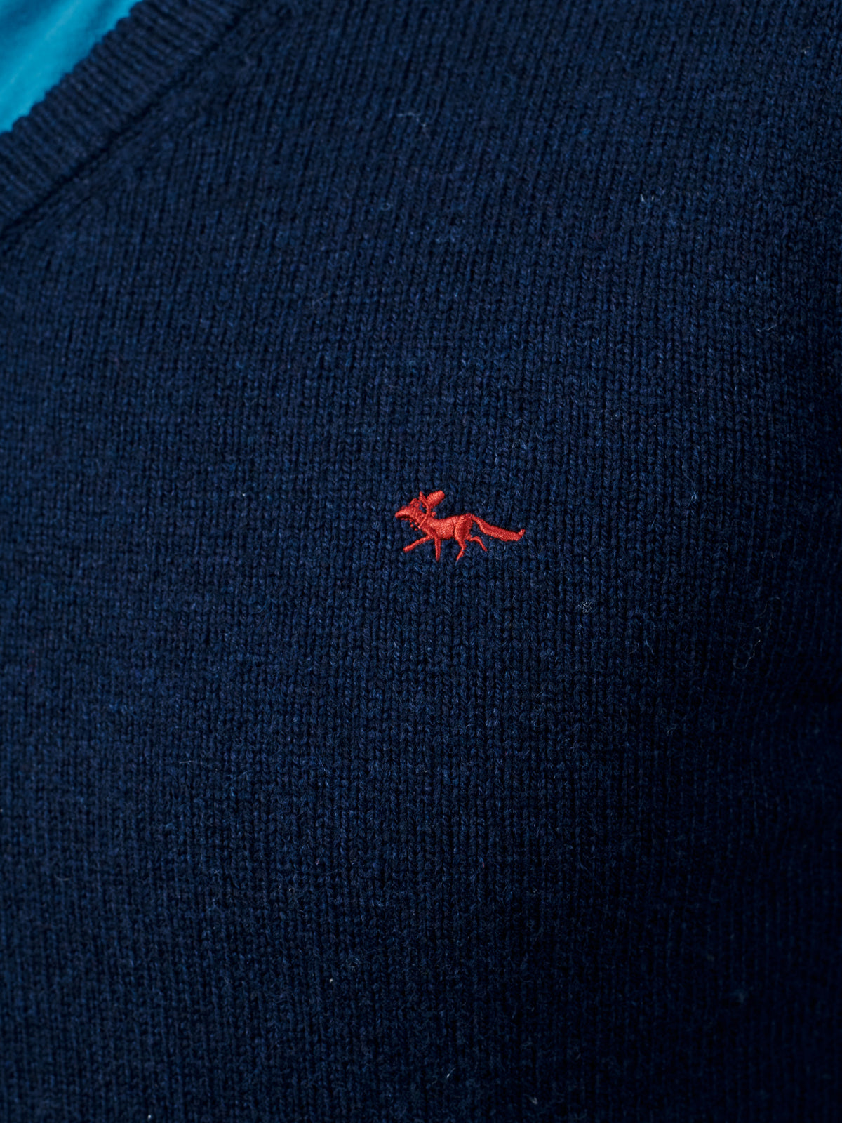 Aubin Navy Bransbury Lambswool V Neck | V-Neck