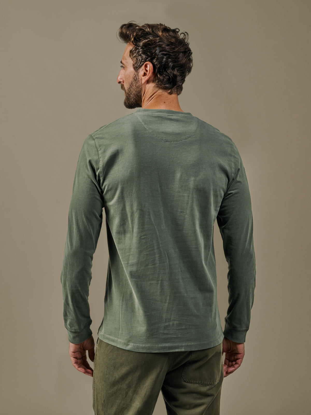 Aubin Khaki Buttermere Organic Long Sleeve T-Shirt | Long Sleeve Tee