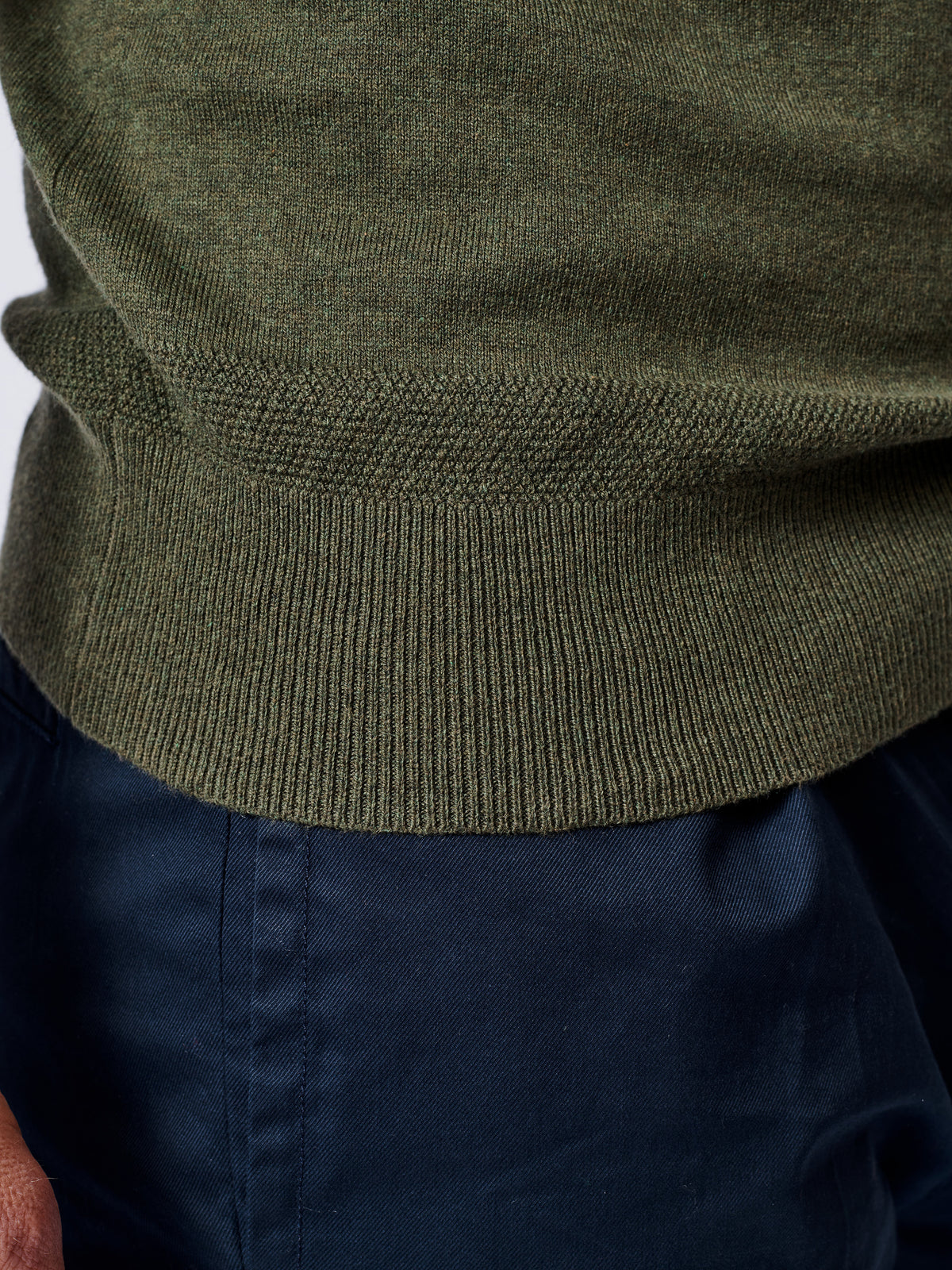 Aubin Khaki Fulney Cotton Cashmere Crew | Crew Neck