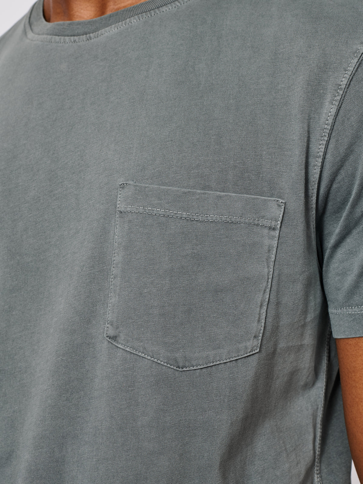 Aubin Charocal Hareby Garment Dyed Pocket T-Shirt | Pocket Tee