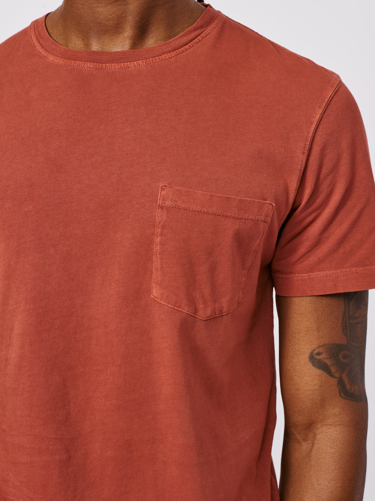 Aubin Russet Hareby Garment Dyed Pocket T-Shirt | Pocket Tee