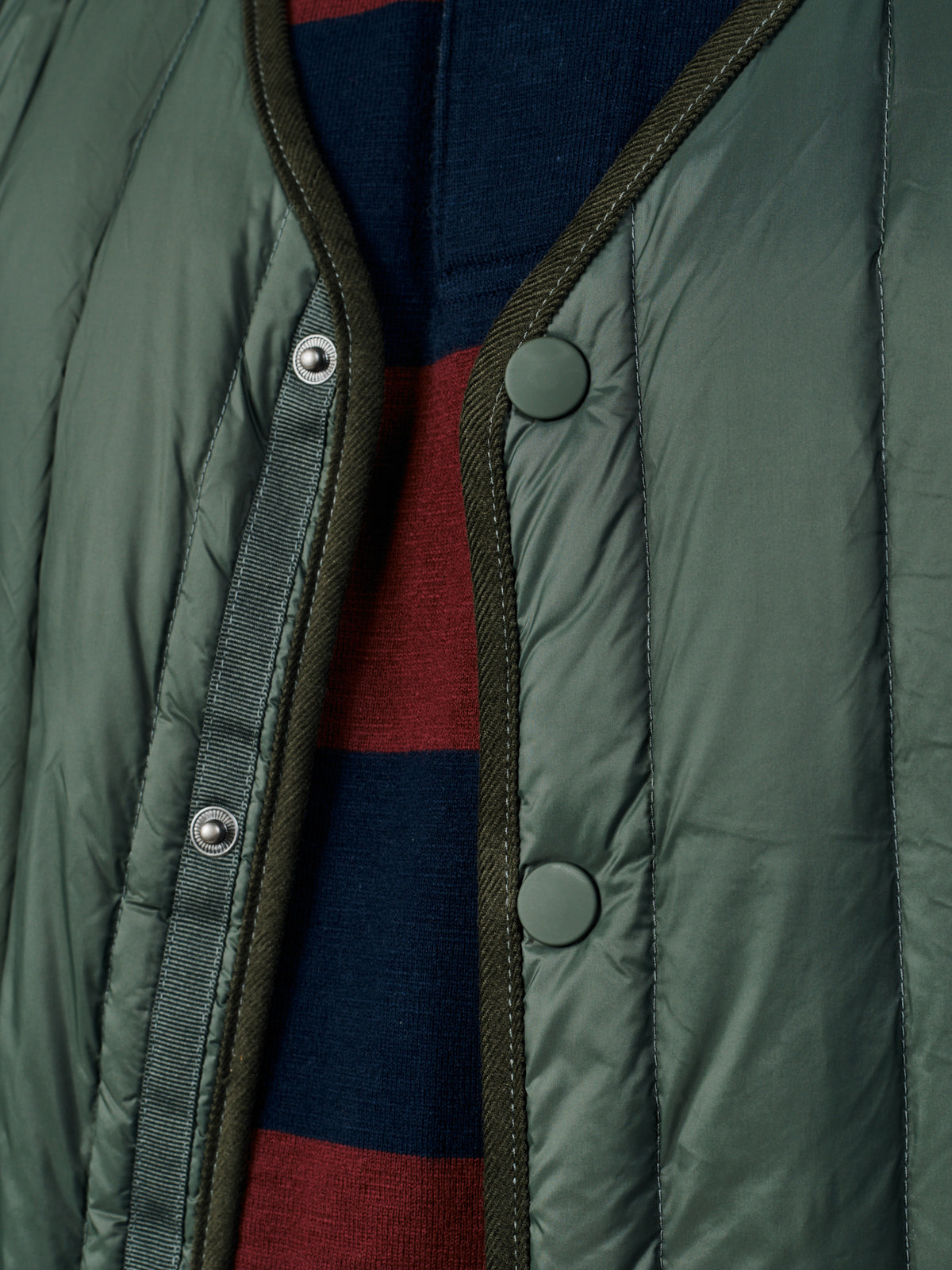 Aubin Khaki Knight Down Liner Gilet | Gilet