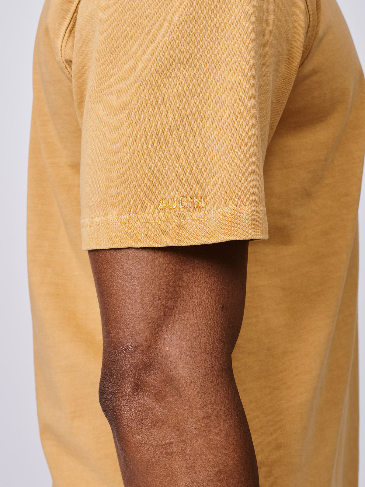 Aubin Washed Gold Newburgh Relaxed T-Shirt | Relaxed Tee