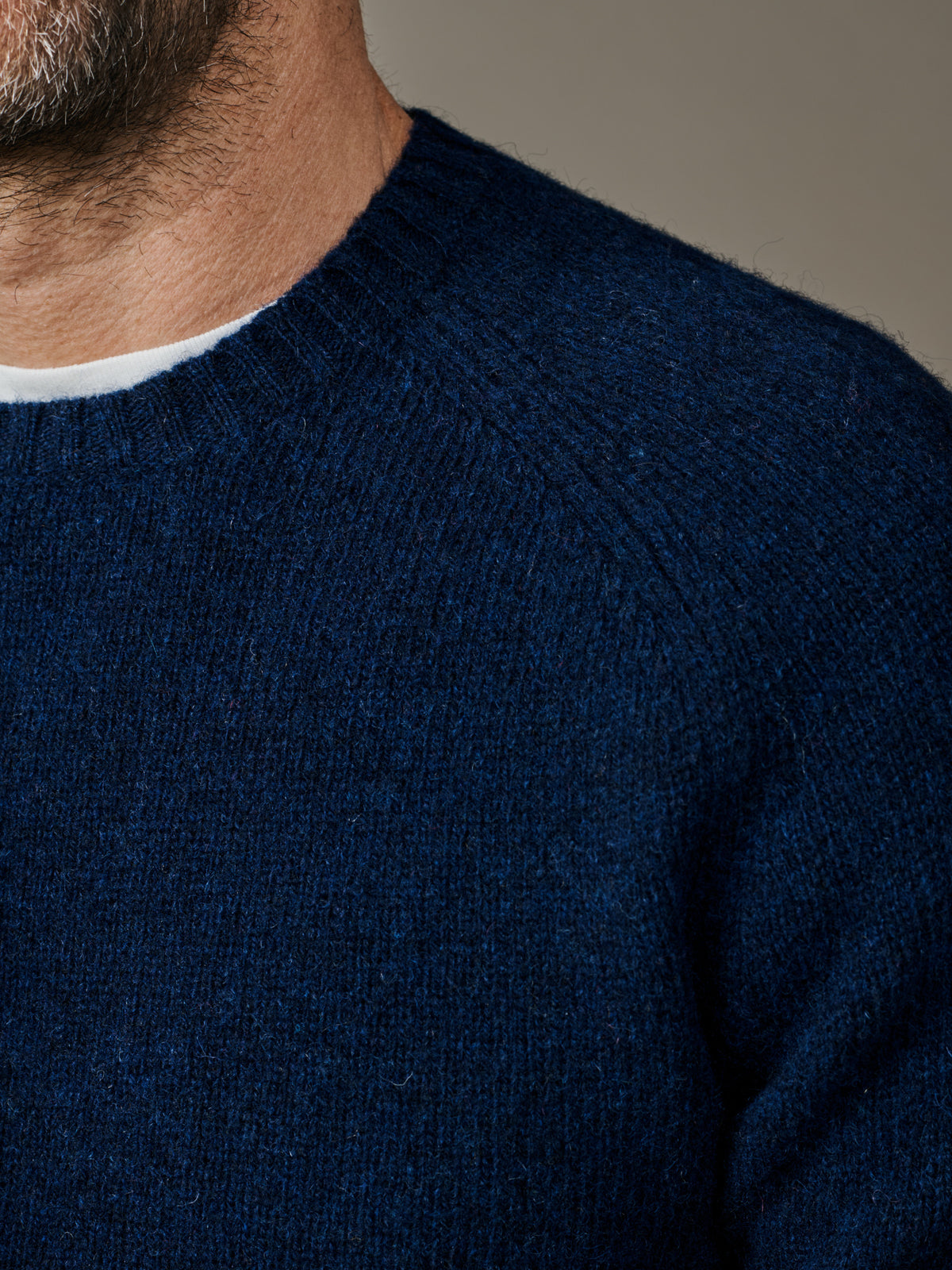 Aubin Navy Prestwick Shetland Crew Neck Jumper | Crew Neck