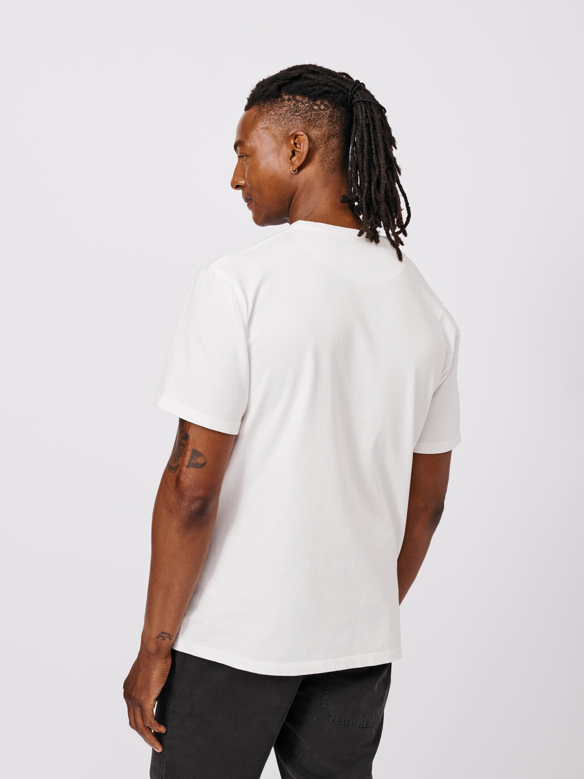 Aubin Chest Band Stripe Santon Relaxed T-Shirt | Striped Tee