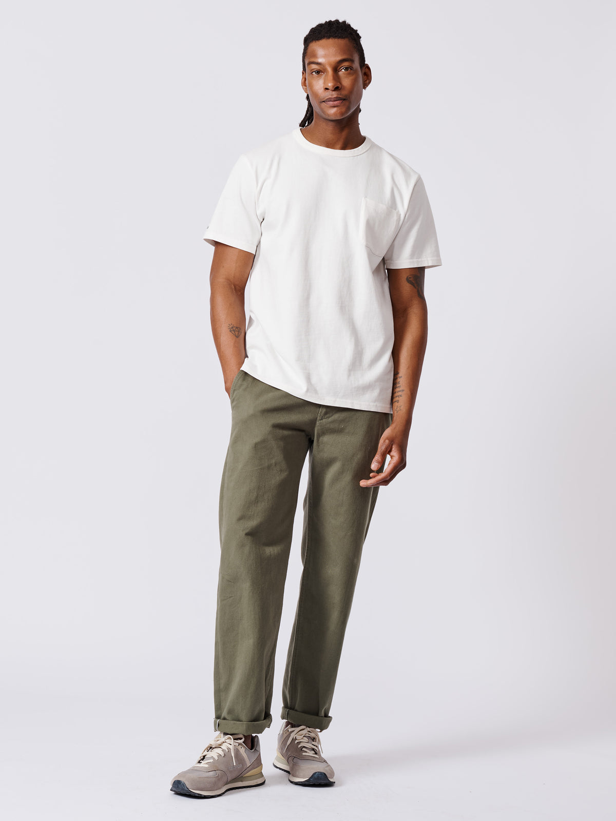 Aubin Chalk White Newburgh Relaxed T-Shirt | Relaxed Tee