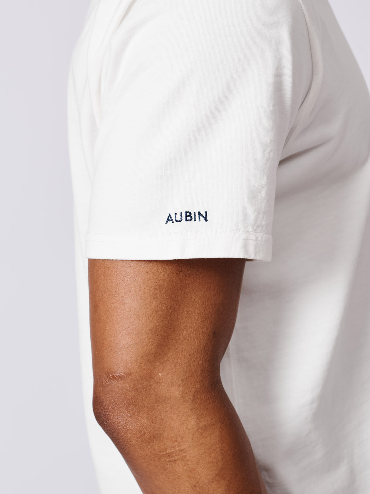 Aubin Chalk White Newburgh Relaxed T-Shirt | Relaxed Tee