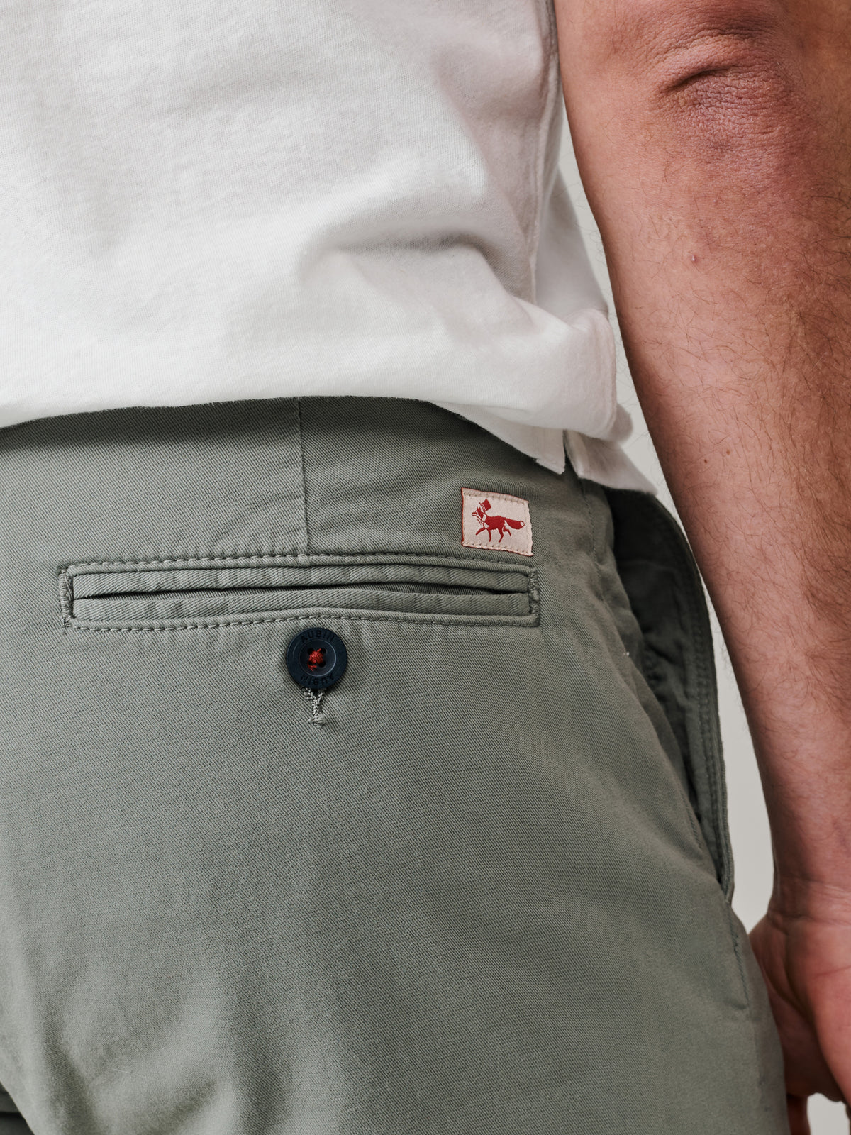 Aubin Light Khaki Witham Stretch Chino | Chinos