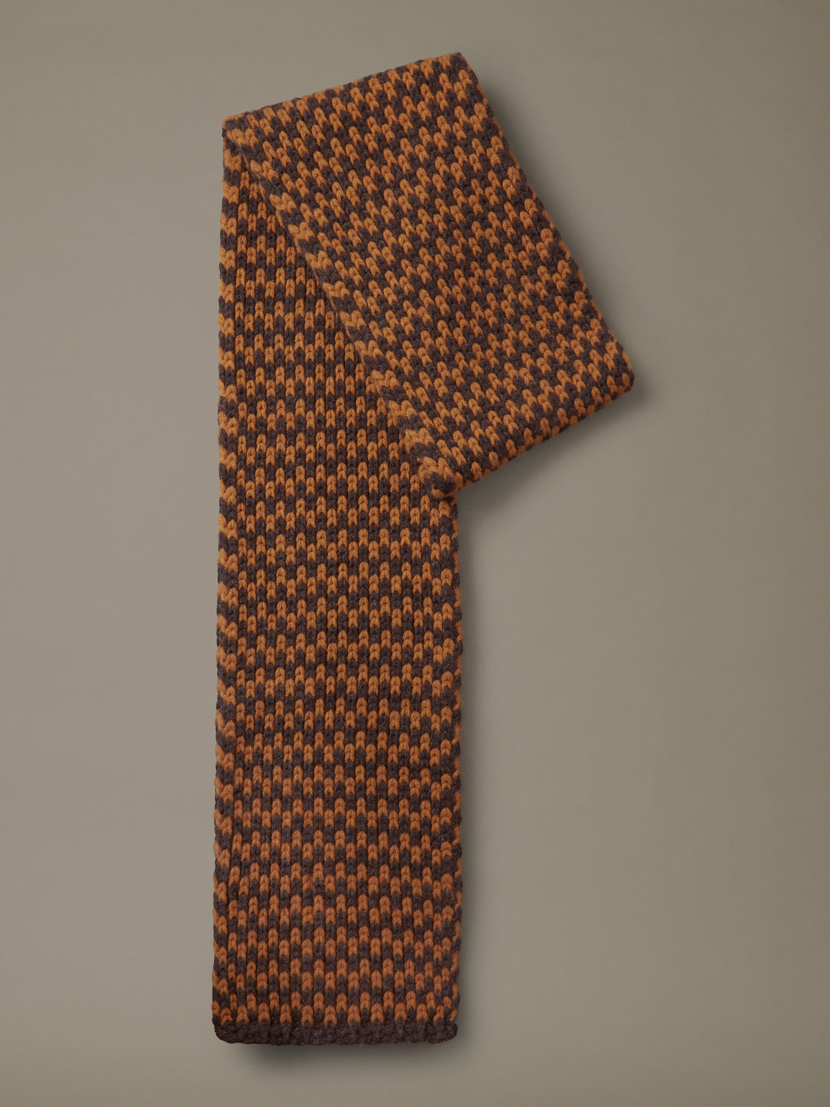 Aubin Chocolate/Tan Wainfleet Textured Scarf | Scarf