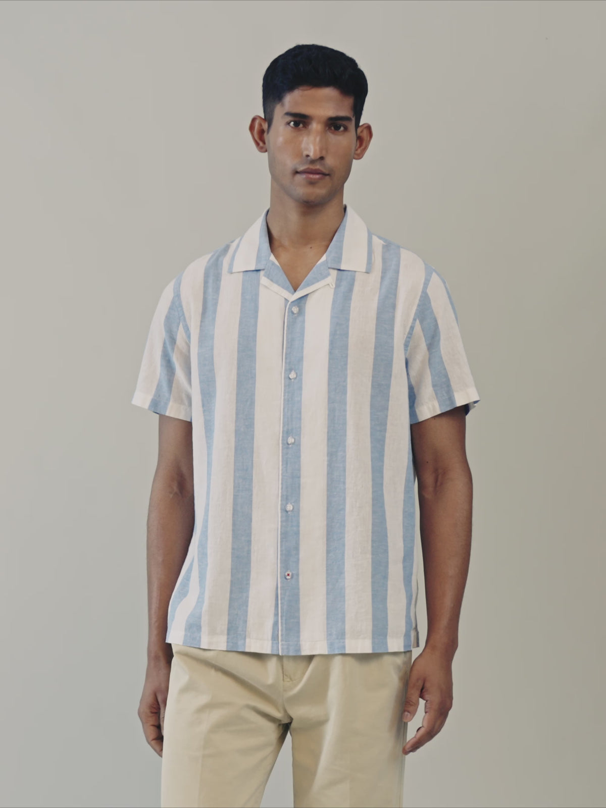 Video of Aubin Abbey Cuban Collar Short Sleeved Shirt in Wide Blue Stripe