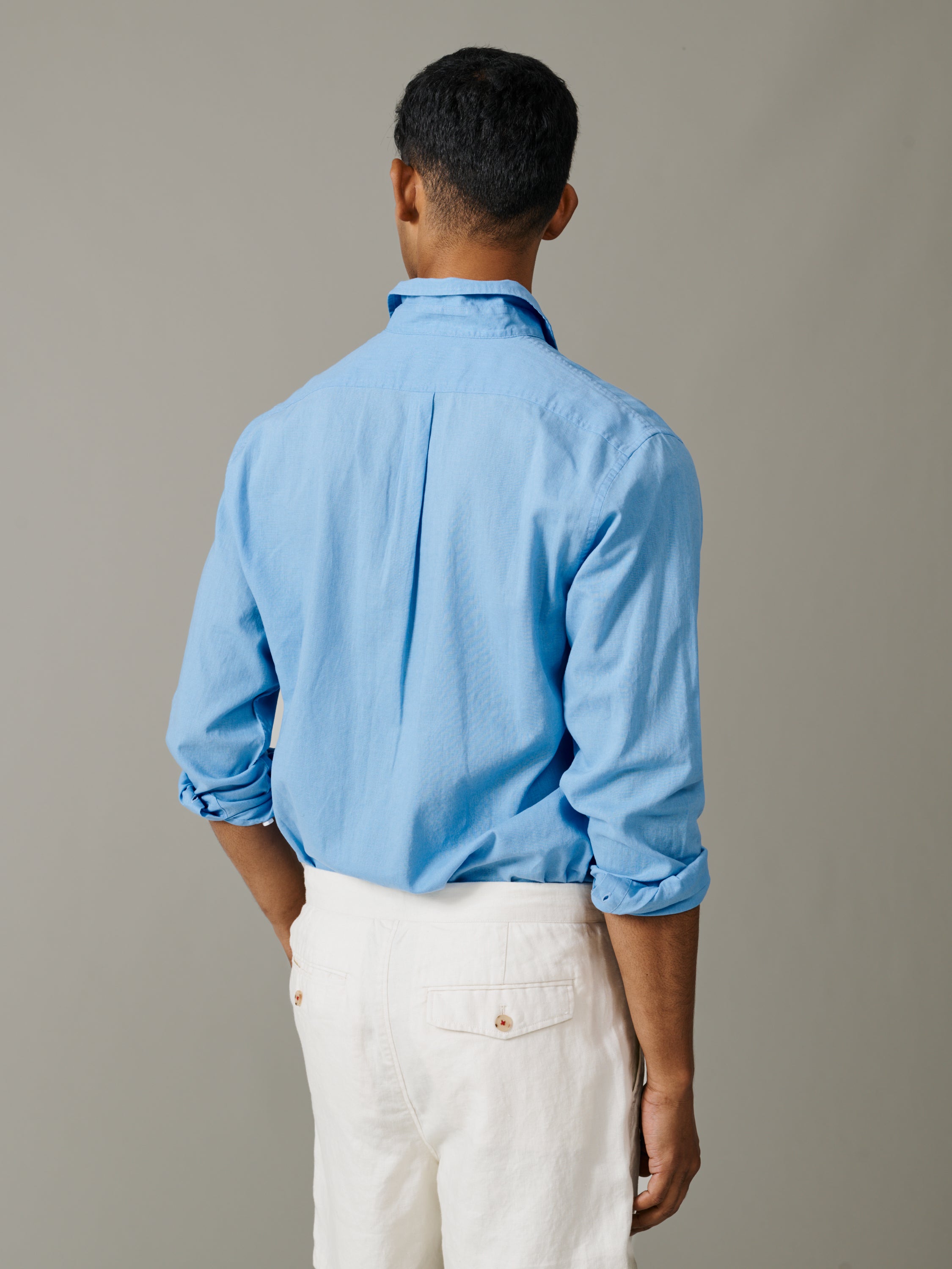 Video of Aubin Grainsby Linen Cotton Shirt in Pale Blue